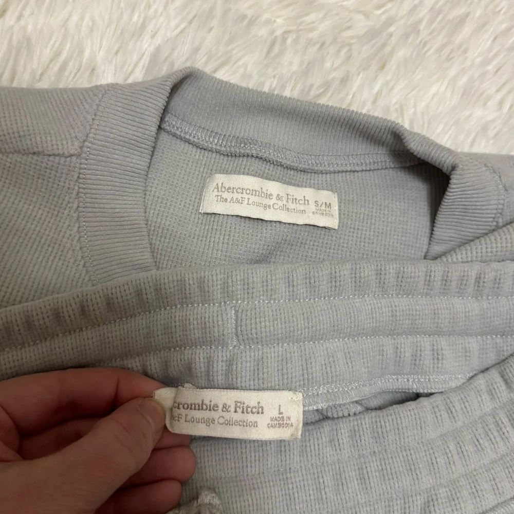 Abercrombie & Fitch Light Gray Lounge Set Abercrombie Lounge Set Waffle Knit Set